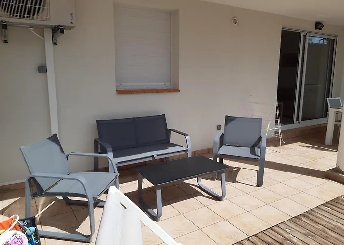 O Salins Lejlighed Hyères